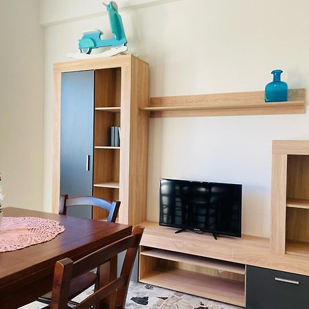 테라치나 Casa Del Sole, In Via Sicilia Vicino Al Mare 아파트 외부 사진